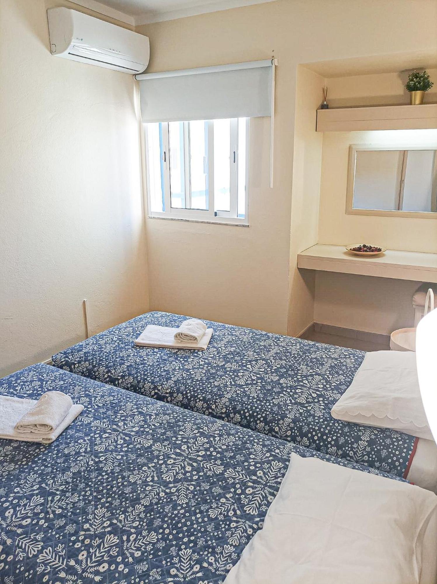 Apart Praia Da Rocha - Ac - Wifi - By Bedzy Portimão Exteriör bild